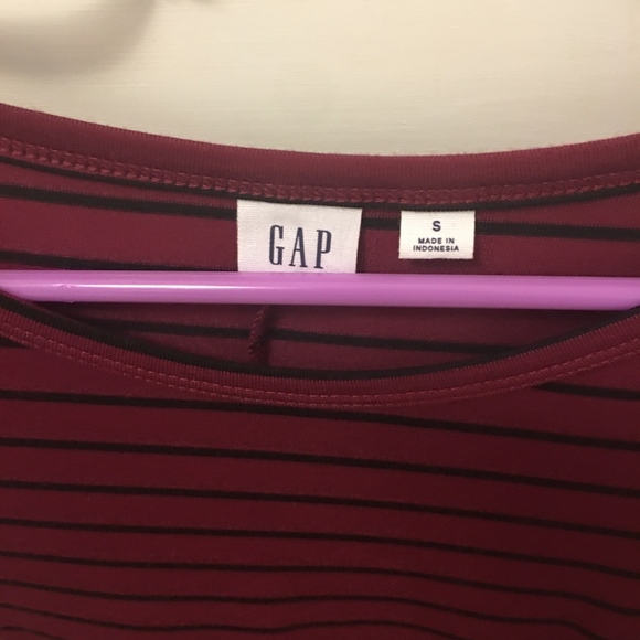 Dresses - Picture 2 of 2